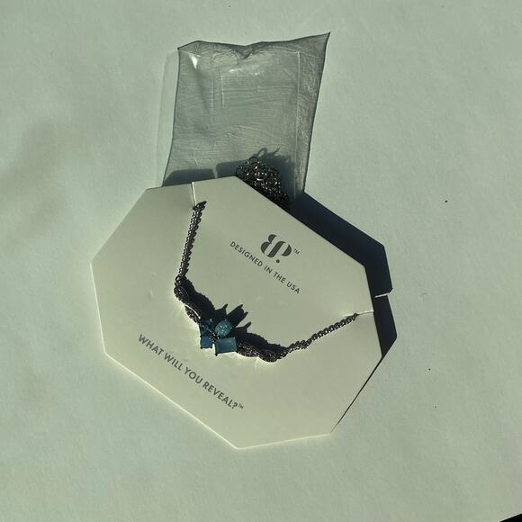 Bomb Party Necklace "Fearless Soul" - Picture 7 of 9